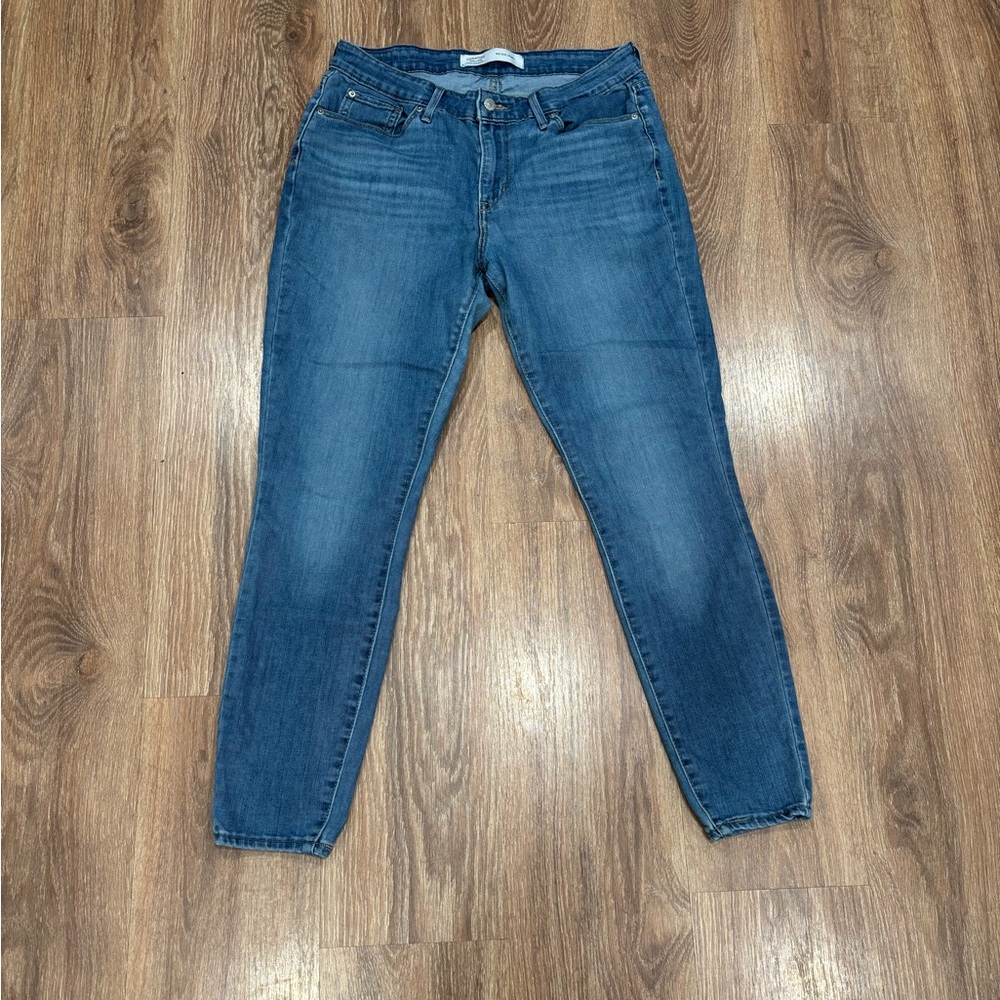 Women’s Levi’s Skinny Jeans